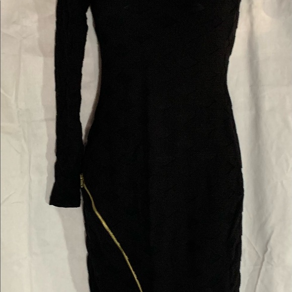 That little black dress 😙 - Picture 2 of 4